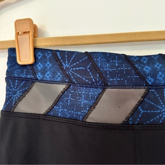 Lululemon Run Inspire Crop II Sashiko Reflective Blue - Picture 5 of 7